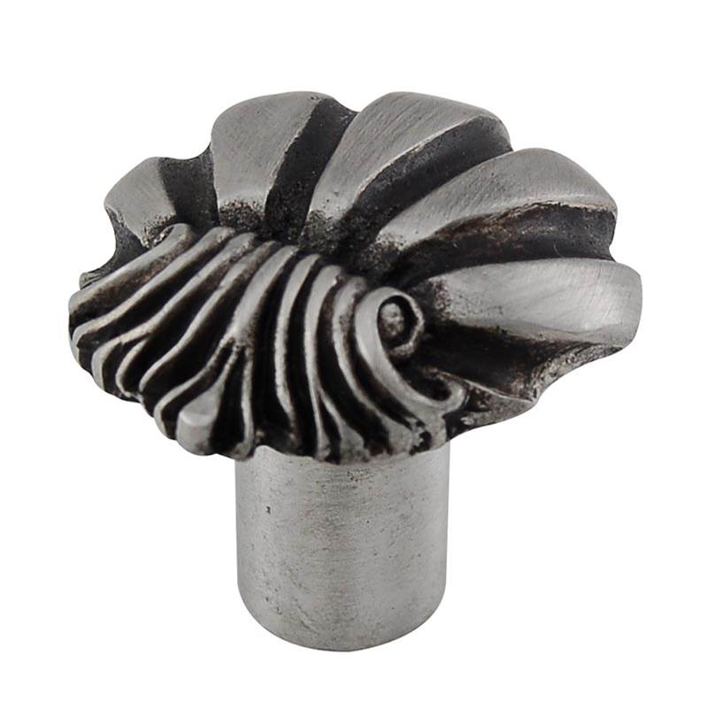 Vicenza Designs  Knobs item K1102-AN
